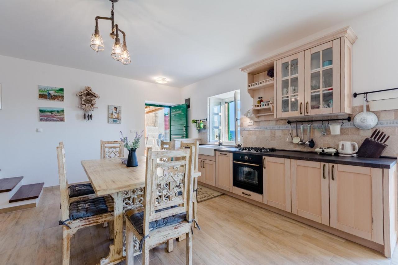 Holiday Home Rustic Kraljici Екстериор снимка