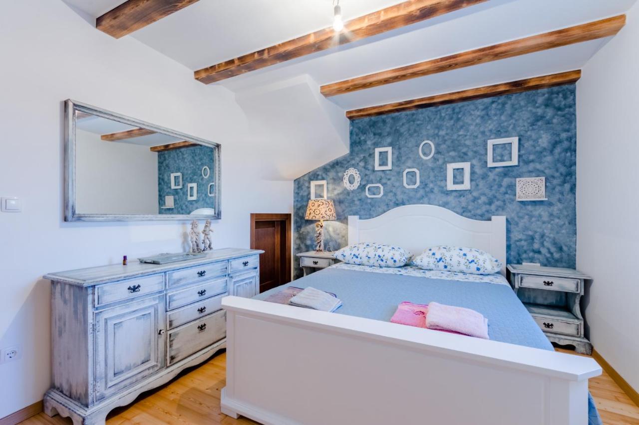 Holiday Home Rustic Kraljici Екстериор снимка