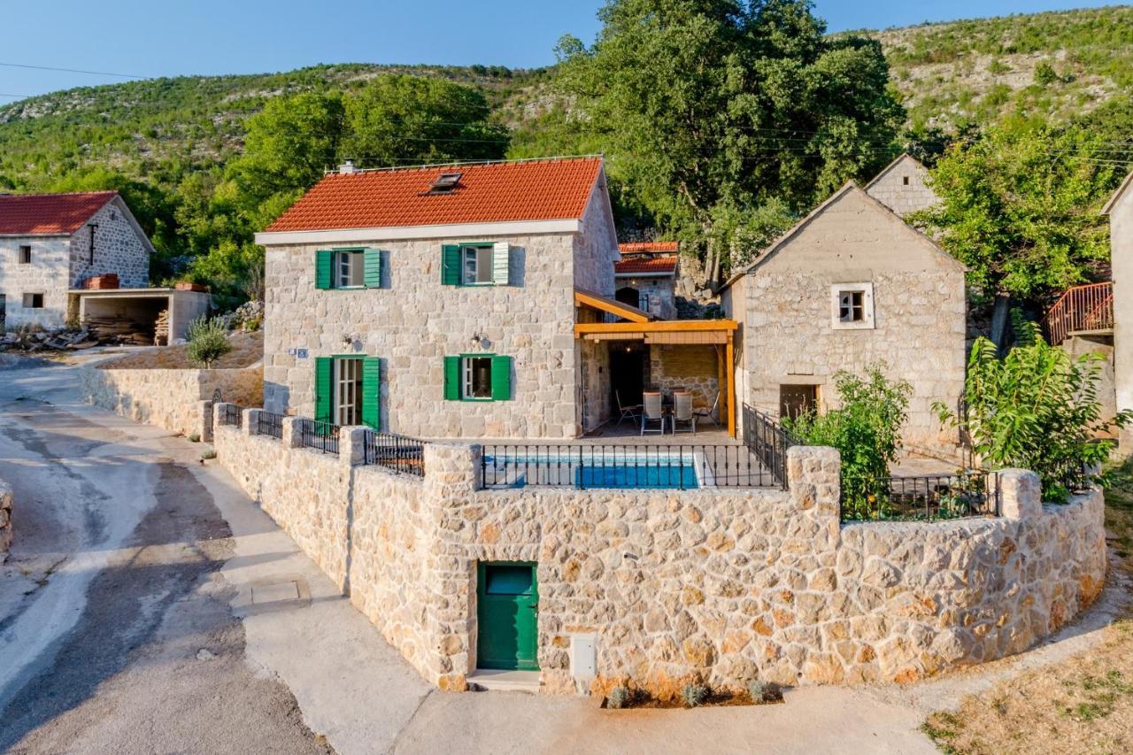 Holiday Home Rustic Kraljici Екстериор снимка